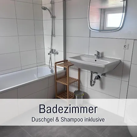 Casa Lucia Filderstadt, Mit 4 Zimmer, Komplett Neu, Fuer Familen Und Geschaeftsreisen, Super Ausgestattet, Mit Pkw Stellplatz Apartment Filderstadt